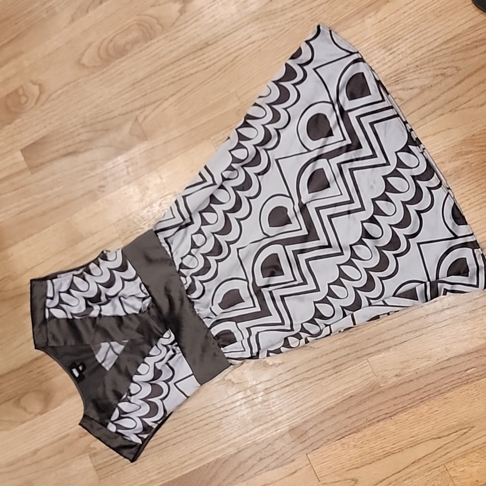 Mossimo Brown and Taupe Art Deco Print Satin Dress/Tunic